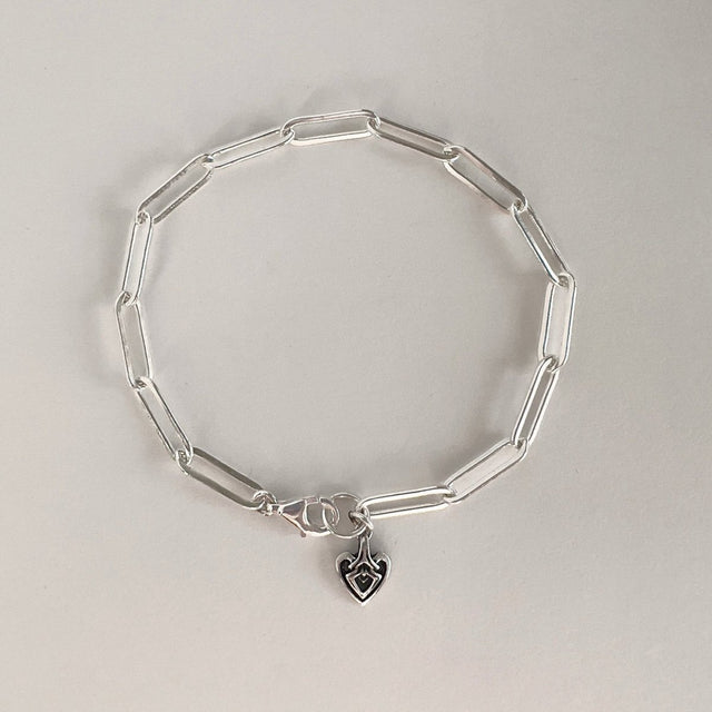 Blaine Paper Clip Chain Bracelet with Tiny Heart Charm in Silver - Veneka-Sustainable-Ethical--Astor & Orion Drop Ship