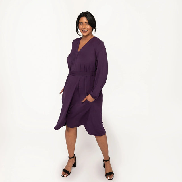 The Comfy Shirt Dress in Plum Purple - Final Sale - Veneka-Sustainable-Ethical-Dresses-Encircled Drop Ship