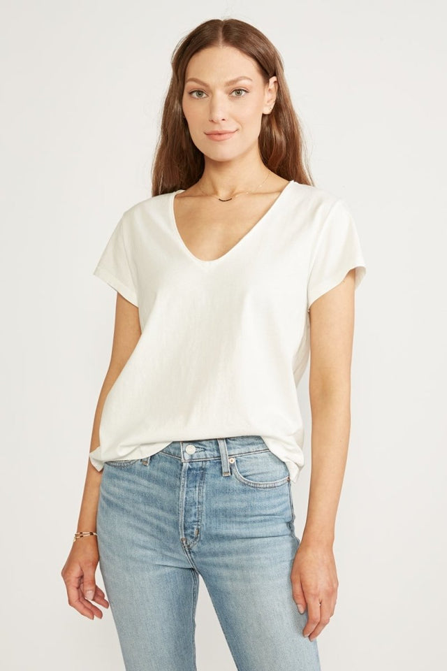 Aiden Organic Cotton V-Neck Tee in Cloud White
