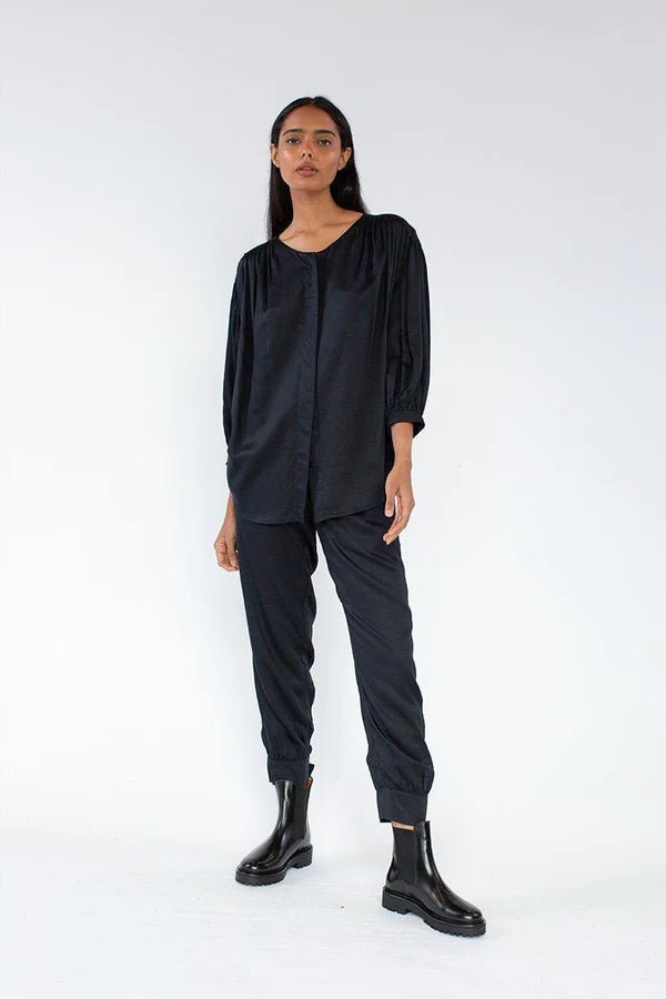 Allie Ankle Pants in Black - Veneka-Sustainable-Ethical-Bottoms-Neu Nomads Drop Ship