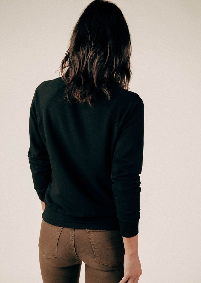 Amore Raglan Sweatshirt in Black