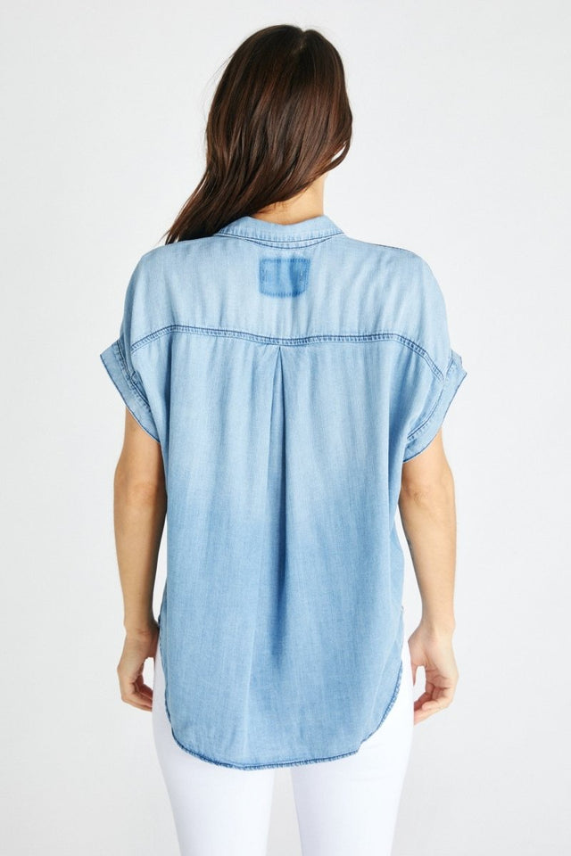 Ash Short Sleeve in Freefall