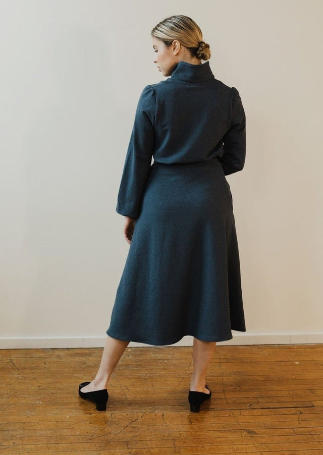 Audrey Zipper Pocket Midi Skirt in Heather Lake