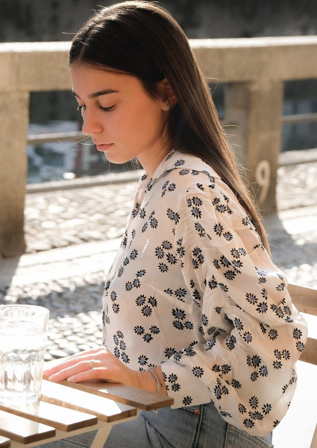 Ditsy Gather Sleeve Top in Monochrome - Veneka-Sustainable-Ethical-Tops-Em & Shi Drop Ship