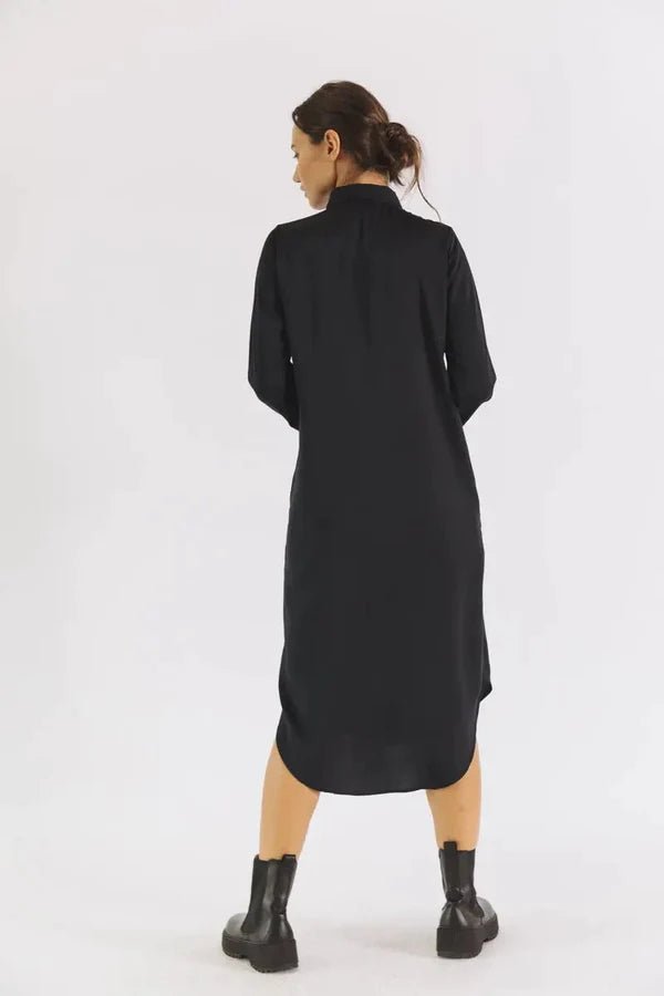 Essential Shirt Dress in Black - Veneka-Sustainable-Ethical-Dresses-Neu Nomads Drop Ship