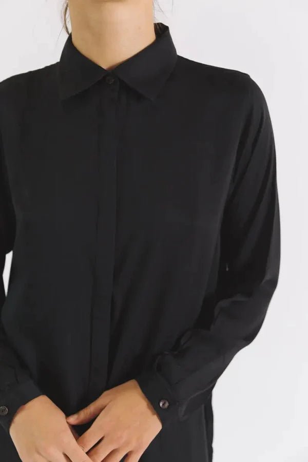 Essential Shirt Dress in Black - Veneka-Sustainable-Ethical-Dresses-Neu Nomads Drop Ship