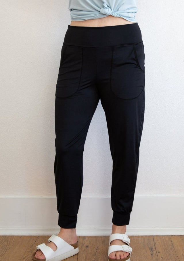 Full-Length Jogger in Black - Veneka-Sustainable-Ethical-Bottoms-Eclipse Drop Ship