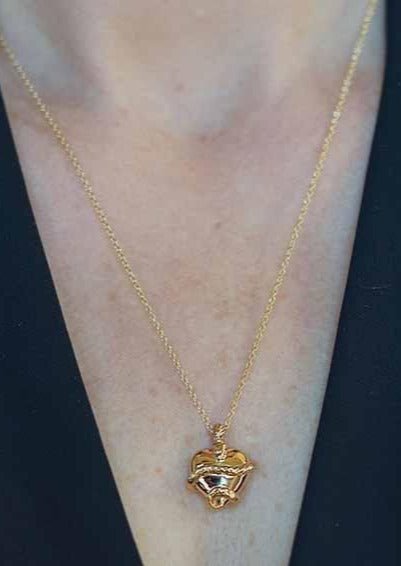 Heart Charm Necklace in Gold - Veneka-Sustainable-Ethical-Jewelry-Astor & Orion Drop Ship