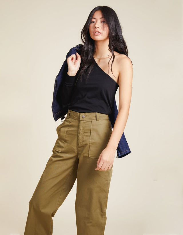 Kiki One Shoulder Tee in Black - Veneka-Sustainable-Ethical-Tops-YesAnd Drop Ship