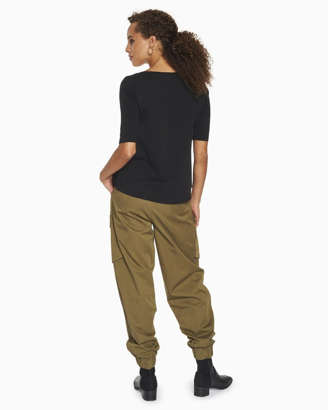 Maya Tee in White - Veneka-Sustainable-Ethical-Tops-YesAnd Drop Ship