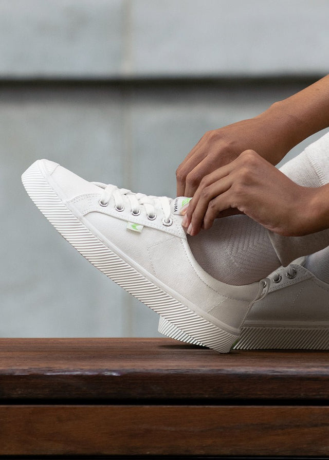 OCA Low Off-White Canvas Sneaker Women - Veneka-Sustainable-Ethical-Footwear-Cariuma Drop Ship