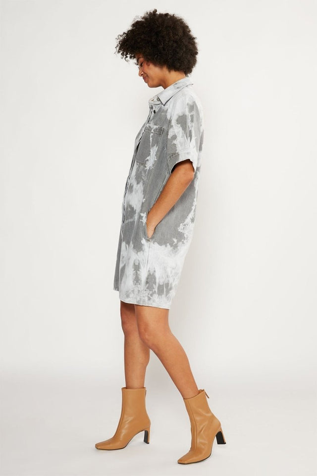 Pia Shirt Dress in Break Wave - Veneka-Sustainable-Ethical-Dresses-Etica Denim Drop Ship