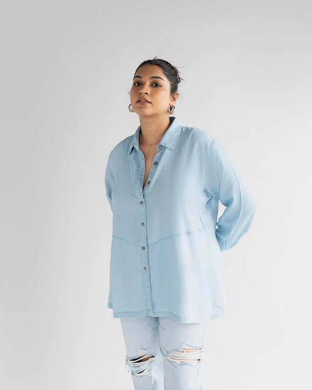 Ready For The World Top in Ocean Blue - Veneka-Sustainable-Ethical-Jackets-Reistor Drop Ship