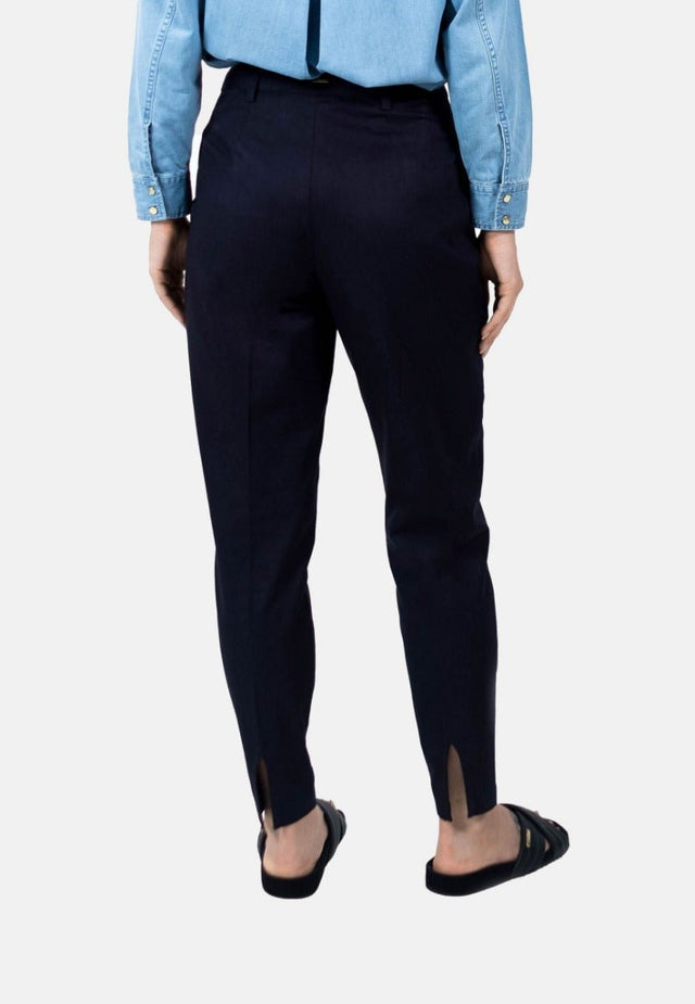 Salo QVD Tapered Trousers in Blackbird - Veneka-Sustainable-Ethical-Bottoms-1 People Drop Ship