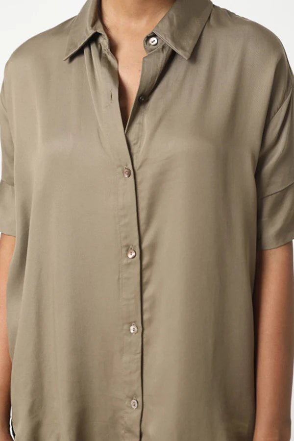 Short Sleeve Boyfriend Shirt in White - Veneka-Sustainable-Ethical-Tops-Neu Nomads Drop Ship