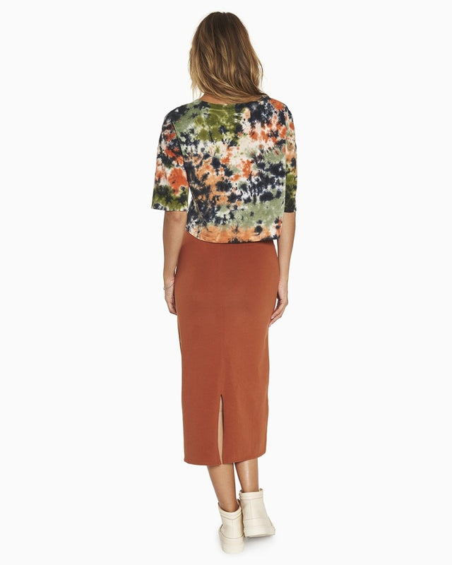 Simone Midi Skirt in Black - Veneka-Sustainable-Ethical-Bottoms-YesAnd Drop Ship