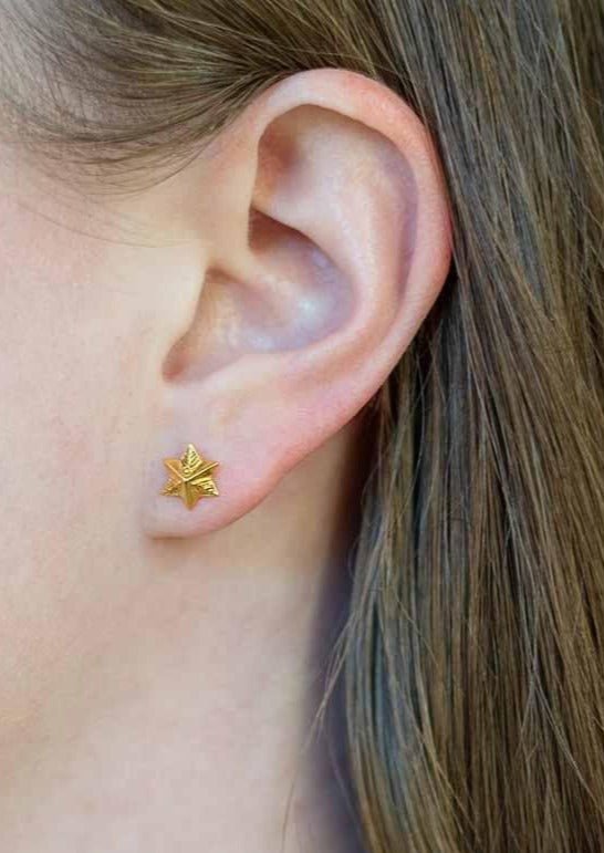 Star Stud Earrings in 18k Gold - Veneka-Sustainable-Ethical-Jewelry-Astor & Orion Drop Ship