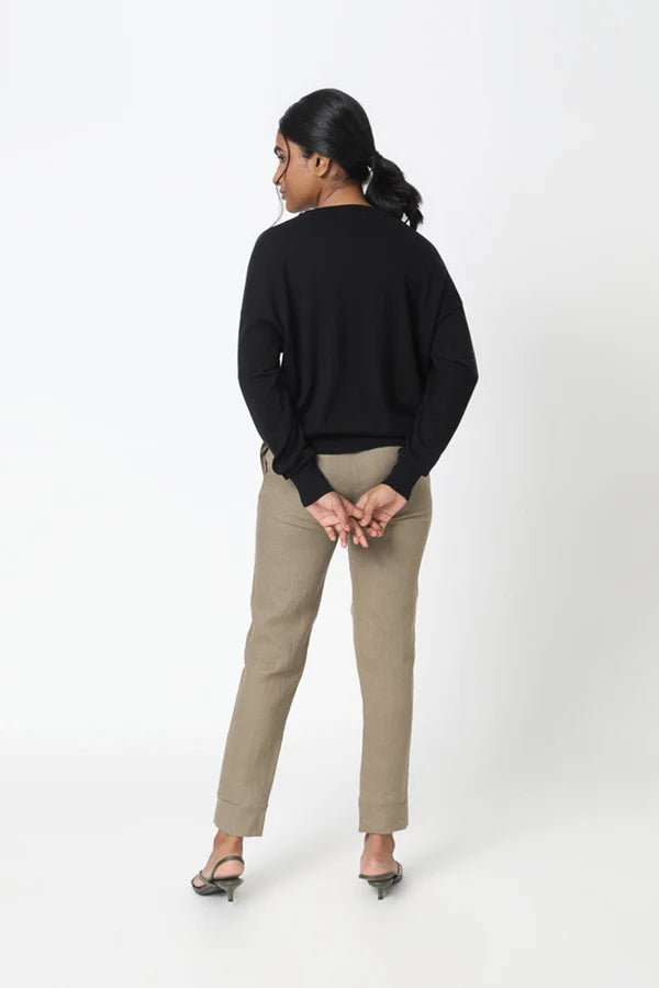 Tahoe Crew Neck Sweater in Black - Veneka-Sustainable-Ethical-Tops-Neu Nomads Drop Ship
