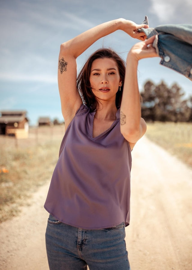 Thavy Tencel Top with Scalloped Cap Sleeves in Purple - Veneka-Sustainable-Ethical-Tops-Valani Drop Ship