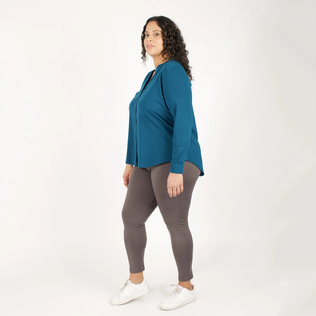 The Comfy Button-Up Shirt in Sapphire - Veneka-Sustainable-Ethical--Encircled Drop Ship Correct