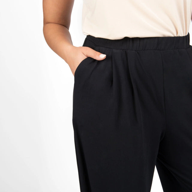 The Comfy Wide Leg Pant in Black - Veneka-Sustainable-Ethical-Bottoms-Encircled Drop Ship