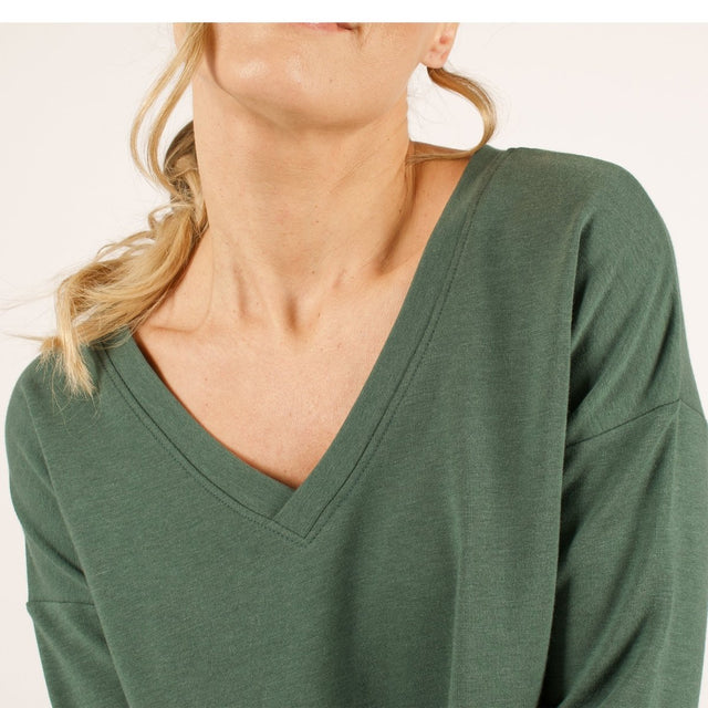 The Dressy V-Neck Sweatshirt in Forest Green - Veneka-Sustainable-Ethical-Tops-Encircled Drop Ship Correct