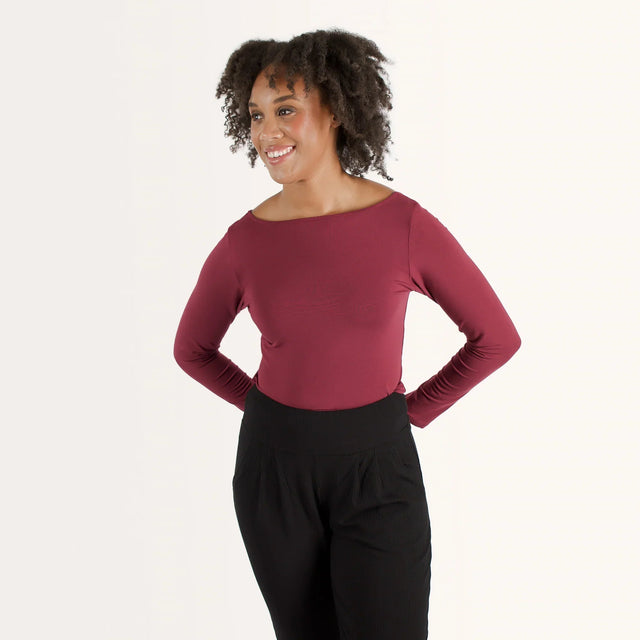 The Effortless Reversible Long Sleeve in Dark Heathered Grey - Veneka-Sustainable-Ethical-Tops-Encircled Drop Ship Correct