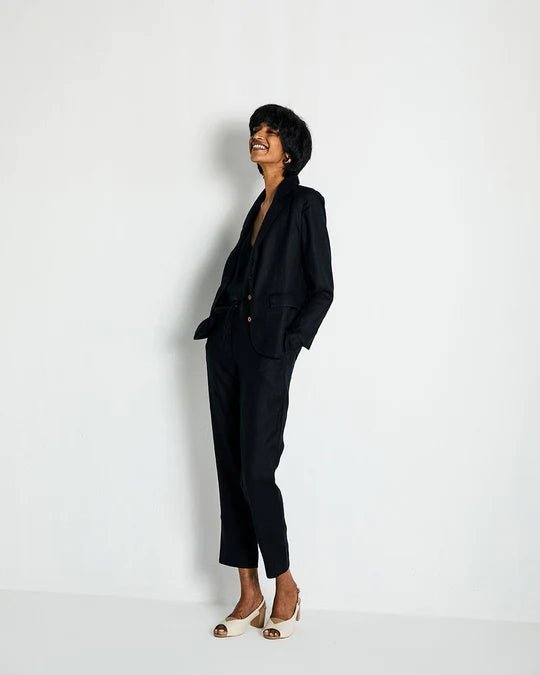 The She's Everything Blazer in Black - Veneka-Sustainable-Ethical-Jackets-Reistor Drop Ship