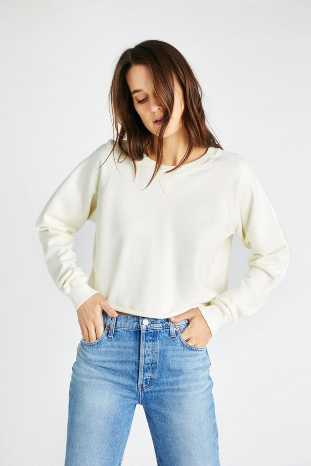 Yara Sweatshirt in Cream - Veneka-Sustainable-Ethical-Tops-Etica Denim Drop Ship