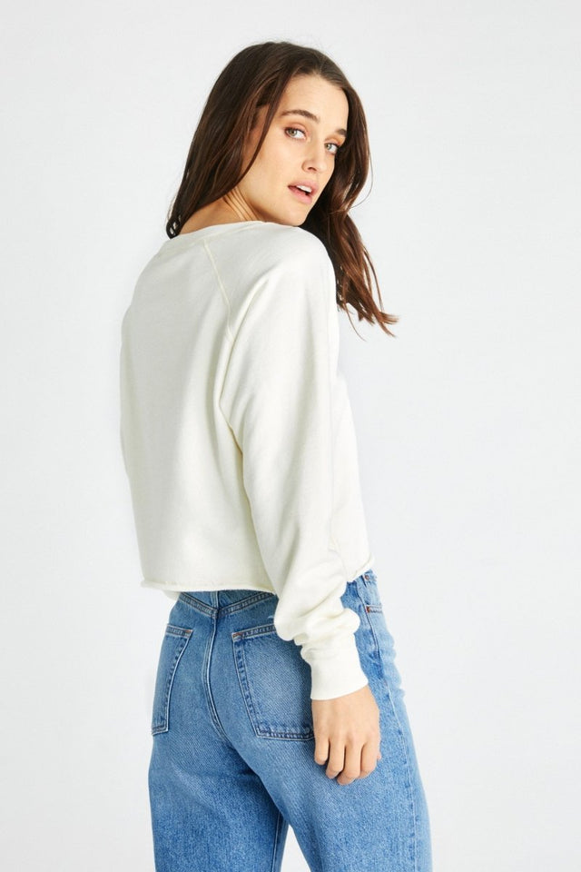 Yara Sweatshirt in Cream - Veneka-Sustainable-Ethical-Tops-Etica Denim Drop Ship